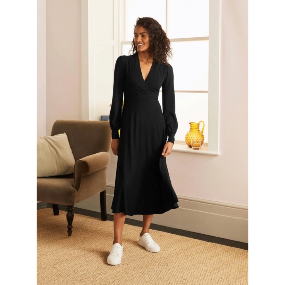 NWT Boden Patricia Jersey V Neck Black Dress US 14 Long